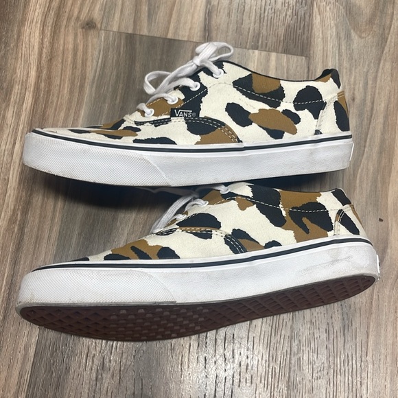 Kids Vans - Picture 5 of 8